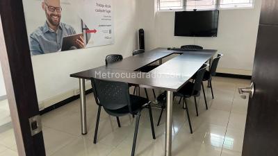 Casa de 5 alcobas en venta en La Aguacatala, Medellín, 337 m² · foto 7 de 20