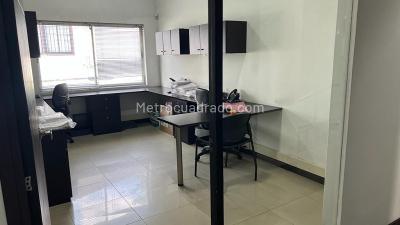 Casa de 5 alcobas en venta en La Aguacatala, Medellín, 337 m² · foto 11 de 20