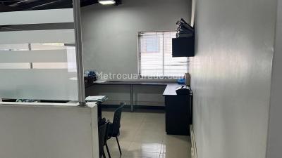 Casa de 5 alcobas en venta en La Aguacatala, Medellín, 337 m² · foto 12 de 20
