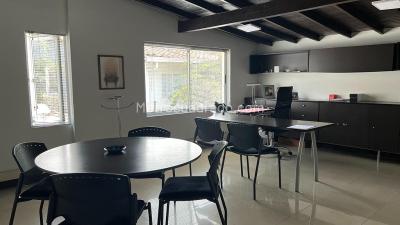 Casa de 5 alcobas en venta en La Aguacatala, Medellín, 337 m² · foto 13 de 20