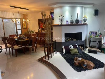 Casa de 5 alcobas en venta en Sabaneta, Sabaneta, 380 m² · foto 10 de 20