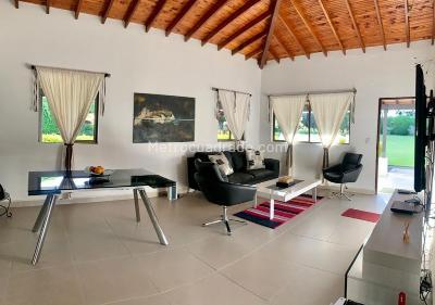 Casa de 5 alcobas en venta en Llano Grande, Rionegro, 350 m² · foto 6 de 17
