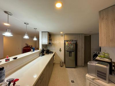 Apartamento en venta en El Poblado, Medellín · foto 11 de 20