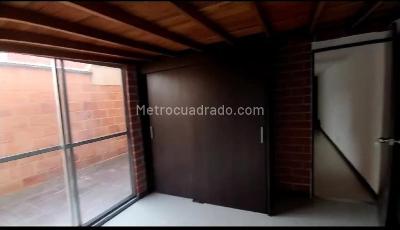 Apartamento de 1 alcoba en venta en Medellin, Medellín, 69 m² · foto 6 de 8