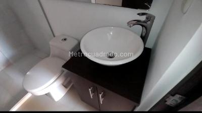 Apartamento de 1 alcoba en venta en Medellin, Medellín, 69 m² · foto 7 de 8