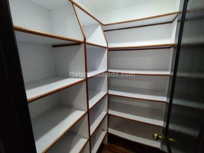 Casa de 5 alcobas en venta en El Poblado, Medellín, 430 m² · foto 4 de 20