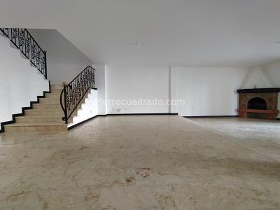 Casa de 5 alcobas en venta en El Poblado, Medellín, 430 m² · foto 8 de 20