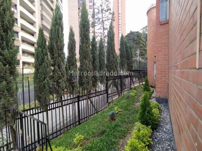 Casa de 5 alcobas en venta en El Poblado, Medellín, 430 m² · foto 11 de 20