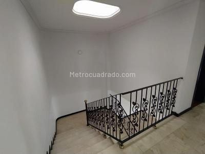 Casa de 5 alcobas en venta en El Poblado, Medellín, 430 m² · foto 13 de 20