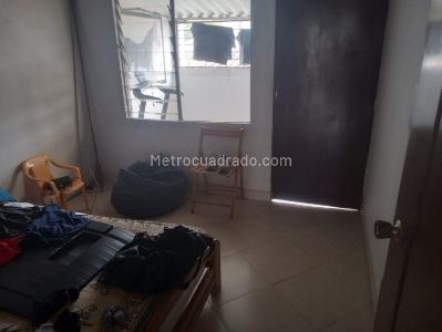 Casa de 4 alcobas en venta en Santa Monica, Medellín, 210 m² · foto 12 de 13