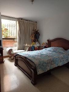 Apartamento de 2 alcobas en venta en El Poblado, Medellín, 96 m² · foto 12 de 20