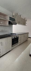 Apartamento de 3 alcobas en venta en El Poblado, Medellín, 151 m² · foto 2 de 13