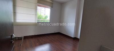 Apartamento de 3 alcobas en venta en El Poblado, Medellín, 151 m² · foto 7 de 13