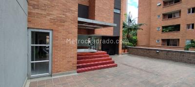Apartamento de 3 alcobas en venta en El Poblado, Medellín, 151 m² · foto 10 de 13