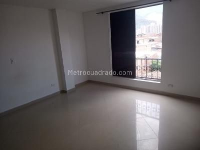 Apartamento de 3 alcobas en venta en Prado, Bello, 68 m² · foto 2 de 6