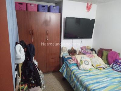 Casa de 3 alcobas en venta en La Florida, Medellín, 67 m² · foto 4 de 12