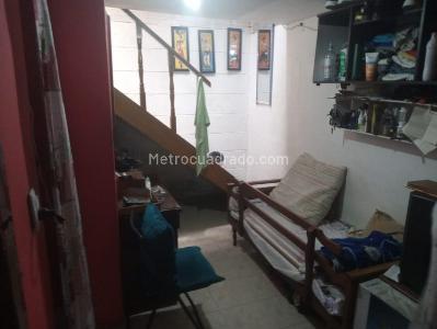 Casa de 3 alcobas en venta en La Florida, Medellín, 67 m² · foto 5 de 12