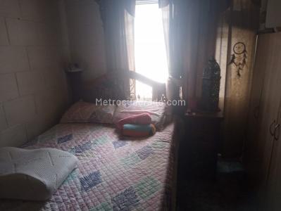 Casa de 3 alcobas en venta en La Florida, Medellín, 67 m² · foto 11 de 12