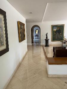 Apartamento de 5 alcobas en venta en El Poblado, Medellín, 260 m² · foto 3 de 20