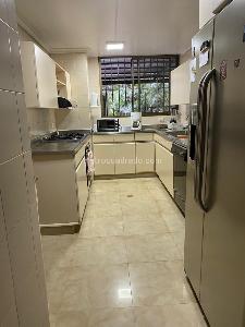 Apartamento de 5 alcobas en venta en El Poblado, Medellín, 260 m² · foto 18 de 20