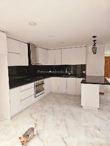 Casa de 5 alcobas en venta en El Porvenir, Rionegro, 270 m² · foto 6 de 12