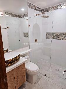 Casa de 5 alcobas en venta en El Porvenir, Rionegro, 270 m² · foto 11 de 12