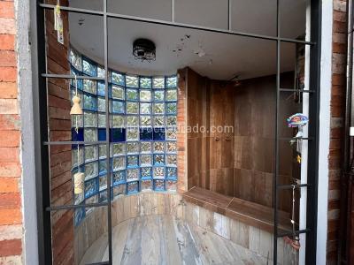Casa de 3 alcobas en venta en Loma Del Escobero, Envigado, 235 m² · foto 5 de 19