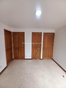 Apartamento de 4 alcobas en venta en Laureles, Medellín, 137 m² · foto 9 de 20