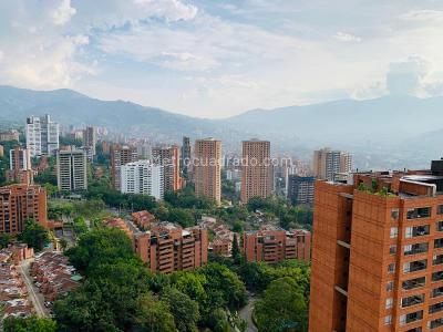 Apartamento en venta en El Poblado, Medellín · foto 13 de 15