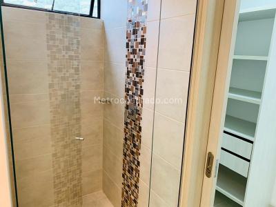 Apartamento en venta en El Poblado, Medellín · foto 8 de 15