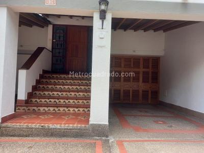 Casa de 3 alcobas en venta en La Frontera, Medellín, 167 m² · foto 10 de 20