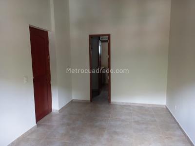 Casa de 3 alcobas en venta en La Frontera, Medellín, 167 m² · foto 14 de 20
