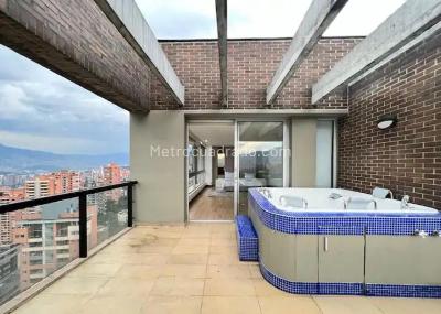 Apartamento en venta en El Poblado, Medellín · foto 10 de 20