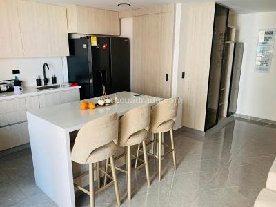 Apartamento de 4 alcobas en venta en Envigado, Envigado, 161 m² · foto 2 de 20