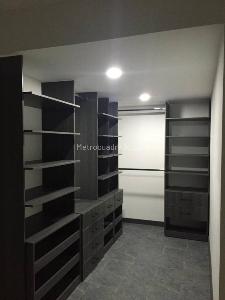 Casa de 5 alcobas en arriendo en Loma De Los Gonzalez, Medellín, 360 m² · foto 15 de 20