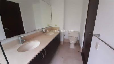 Apartamento de 3 alcobas en venta en El Poblado, Medellín, 157 m² · foto 14 de 20