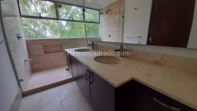 Apartamento de 3 alcobas en venta en El Poblado, Medellín, 157 m² · foto 15 de 20