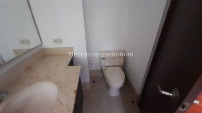 Apartamento de 3 alcobas en venta en El Poblado, Medellín, 157 m² · foto 16 de 20