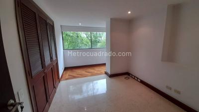 Apartamento de 3 alcobas en venta en El Poblado, Medellín, 157 m² · foto 17 de 20