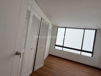 Apartamento de 3 alcobas en arriendo en El Poblado, Medellín, 140 m² · foto 10 de 18