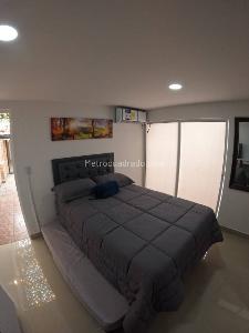 Casa de 5 alcobas en venta en Calasanz, Medellín, 213 m² · foto 14 de 20