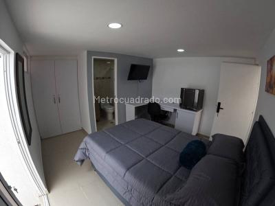 Casa de 5 alcobas en venta en Calasanz, Medellín, 213 m² · foto 18 de 20