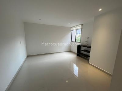 Apartamento de 3 alcobas en venta en Loma De San Jose, Sabaneta, 86 m² · foto 10 de 16