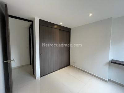 Apartamento de 3 alcobas en venta en Loma De San Jose, Sabaneta, 86 m² · foto 8 de 16
