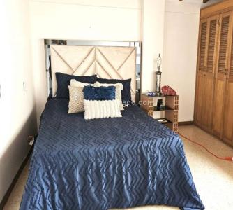 Apartamento de 4 alcobas en venta en Laureles, Medellín, 137 m² · foto 4 de 7