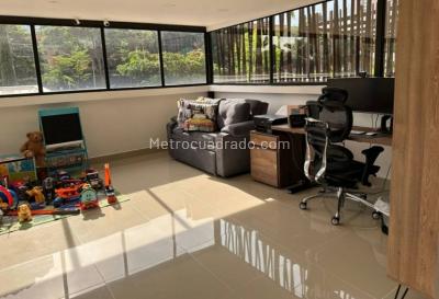 Apartamento de 3 alcobas en venta en Sabaneta, Sabaneta, 106 m² · foto 3 de 16