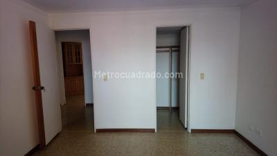 Apartamento en venta en Laureles, Medellín · foto 9 de 20