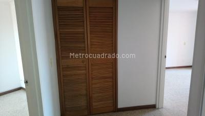 Apartamento en venta en Laureles, Medellín · foto 12 de 20