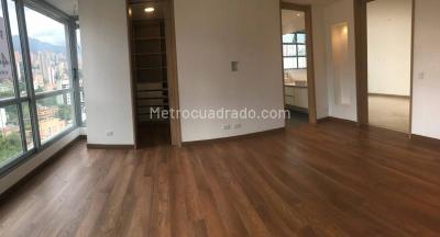 Apartamento de 3 alcobas en arriendo en El Poblado, Medellín, 230 m² · foto 3 de 17