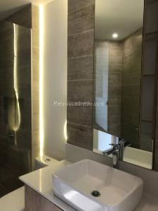 Apartamento de 3 alcobas en arriendo en El Poblado, Medellín, 230 m² · foto 16 de 17